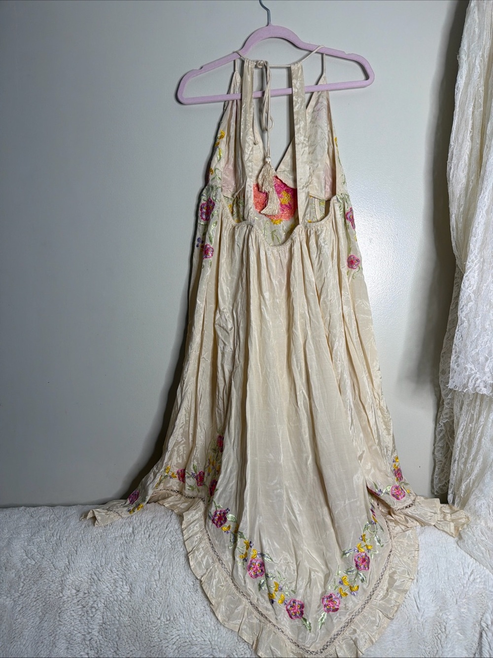 Free people Full Bloom Colorful Embroidered Handkerchief Hem Tunic top L - Picture 9 of 11